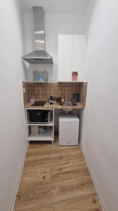 Small & Cozy Near Piazza Navona Appartement *